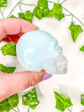 Load image into Gallery viewer, Opalite Skull