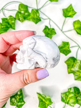 Load image into Gallery viewer, Crystal Skull (medium)