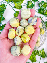 Load image into Gallery viewer, Serpentine Tumbled Stones