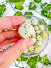 Load image into Gallery viewer, Serpentine Tumbled Stones