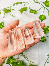 Load image into Gallery viewer, Mini Clear Quartz Tower