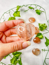 Load image into Gallery viewer, Fire Quartz Heart