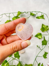 Load image into Gallery viewer, Aura Rose Quartz Heart