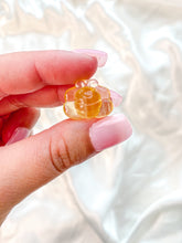 Load image into Gallery viewer, Mini Fluorite Bumble Bee