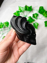 Load image into Gallery viewer, Black Obsidian Wing Skull