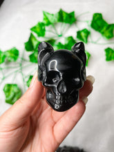 Load image into Gallery viewer, Black Obsidian Wing Skull