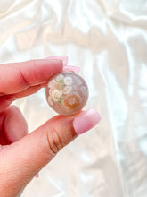 Load image into Gallery viewer, Mini Flower Agate Sphere