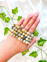 Load image into Gallery viewer, Serpentine Bracelet