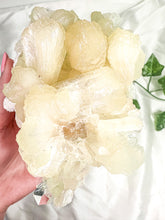 Load image into Gallery viewer, Peach Stilbite with Green Apophyllite and Okenite Mineral Specimen #4