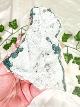 Load image into Gallery viewer, Peach Stilbite with Clear Apophyllite and Okenite Mineral Specimen #5 (AA)