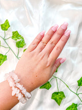 Load image into Gallery viewer, Rose Quartz Chip Bracelet
