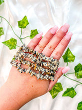 Load image into Gallery viewer, Dalmatian Jasper Chip Bracelet