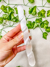 Load image into Gallery viewer, Satin Spar Selenite Spiral Wand