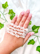 Load image into Gallery viewer, Clear Quartz Chip Bracelet