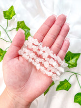 Load image into Gallery viewer, Clear Quartz Chip Bracelet