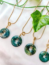 Load image into Gallery viewer, Moss Agate Donut Pendant Necklace