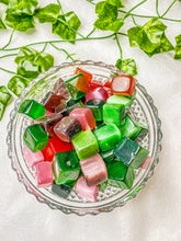 Load image into Gallery viewer, Cat Eye Cube