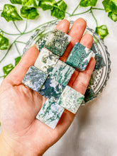 Load image into Gallery viewer, Moss Agate Cube