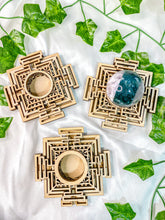 Load image into Gallery viewer, Wooden Tier Sphere Stand