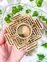 Load image into Gallery viewer, Wooden Tier Sphere Stand