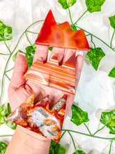 Load image into Gallery viewer, Carnelian Mountain