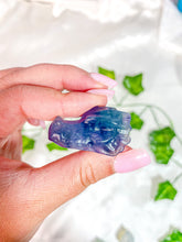 Load image into Gallery viewer, Mini Crystal Dragon Head Intuitively Pick (Random)