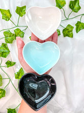 Load image into Gallery viewer, Ceramic Heart Bowl