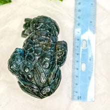 Load image into Gallery viewer, Labradorite Money Toad #2
