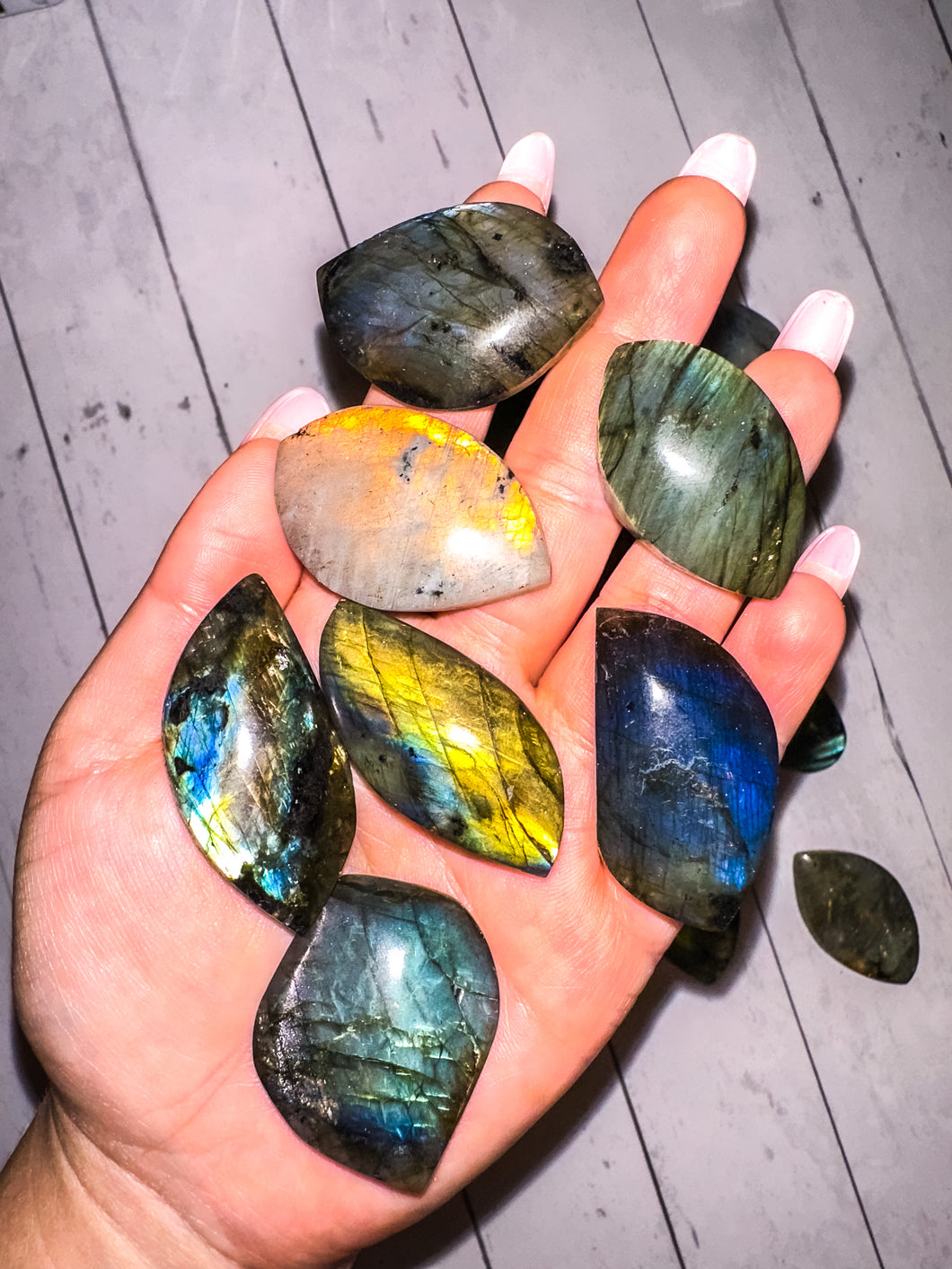 Labradorite Cabochon High Flash (HQ)