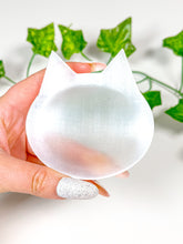 Load image into Gallery viewer, Satin Spar Selenite Cat Bowl (S1)
