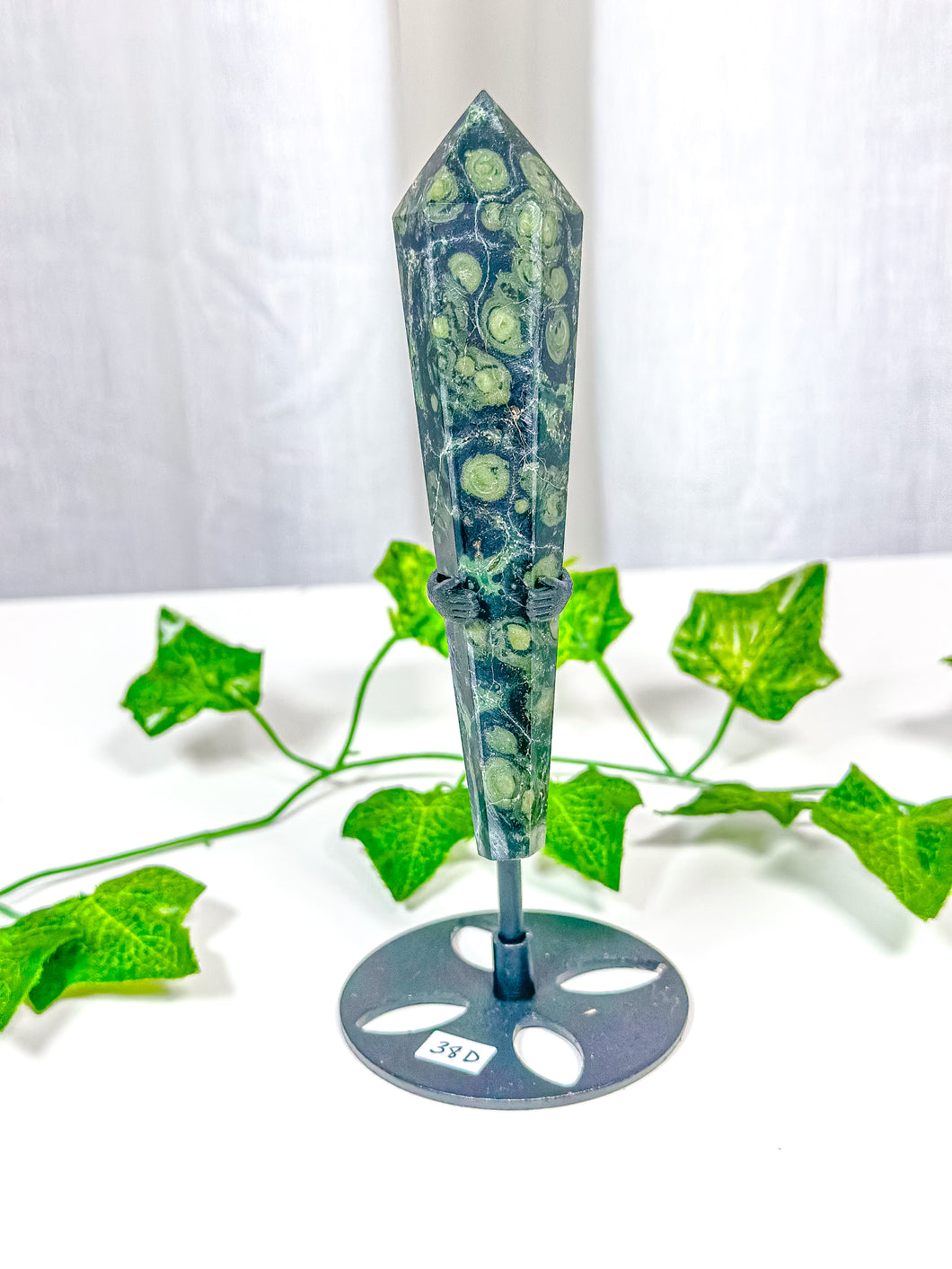 Kambaba Jasper Wand on Stand (38D)