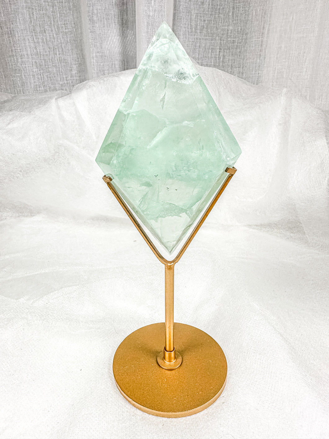 HQ Gemmy Green Fluorite Diamond on Stand (105E)