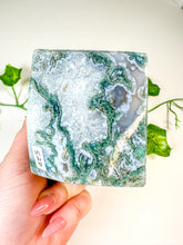 Load image into Gallery viewer, Moss Agate Standing Cube (52D)
