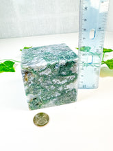 Load image into Gallery viewer, Moss Agate Standing Cube (52D)
