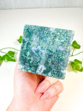 Load image into Gallery viewer, Moss Agate Standing Cube (52E)
