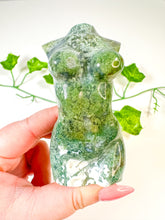 Load image into Gallery viewer, Moss Agate Goddess Body (58B)
