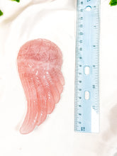 Load image into Gallery viewer, Rose Quartz Angel Wing (55E)
