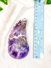 Load image into Gallery viewer, Chevron Amethyst Angel Wing (55I)
