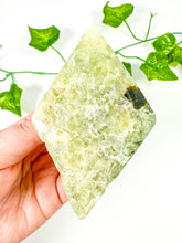 Load image into Gallery viewer, Prehnite Diamond (25A)
