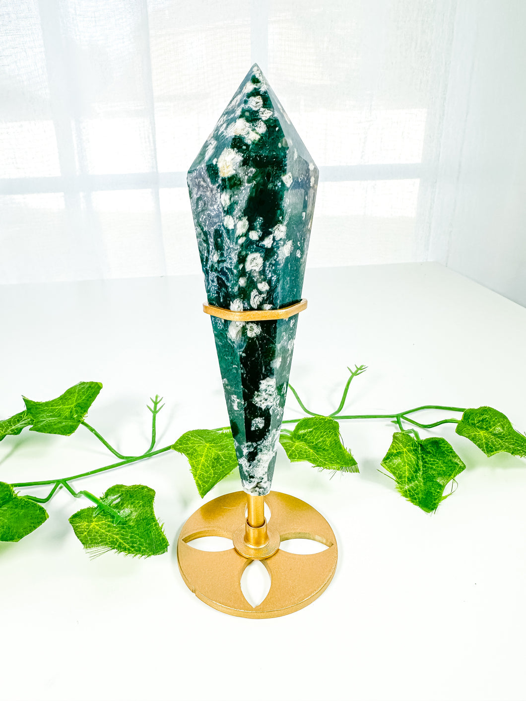 Moss Agate Wand on Stand (52M)