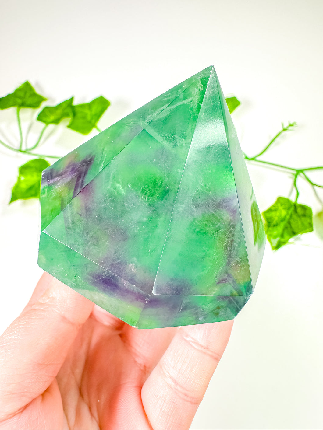 Green Emerald Fluorite Gem Cut Diamond (54t)