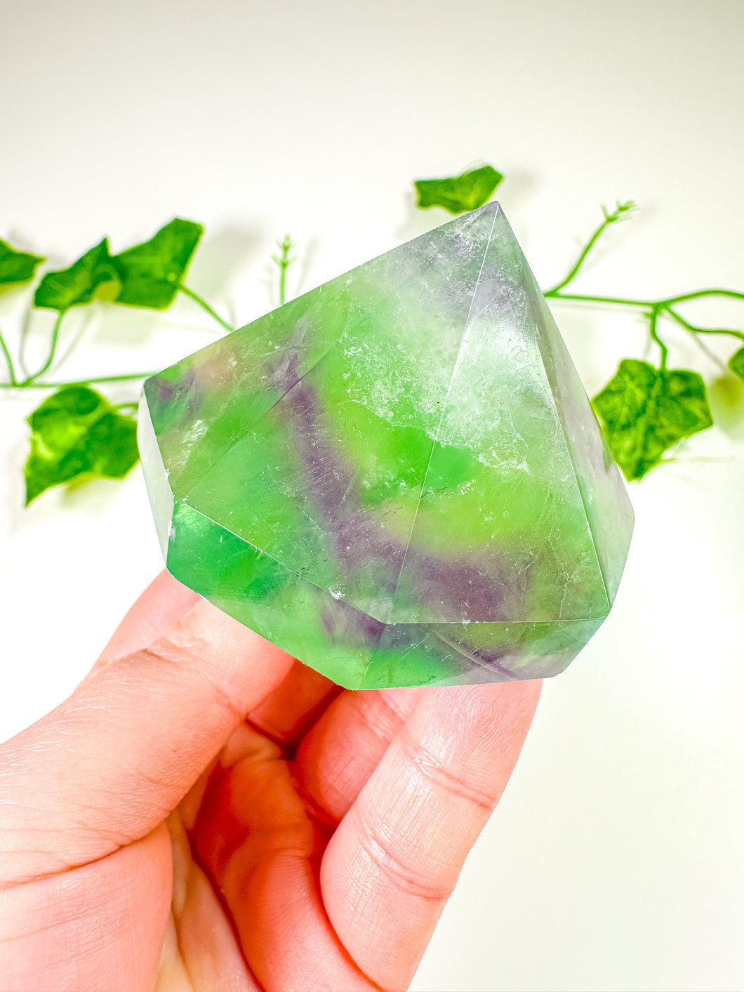 Green Emerald Fluorite Gem Cut Diamond (36B)