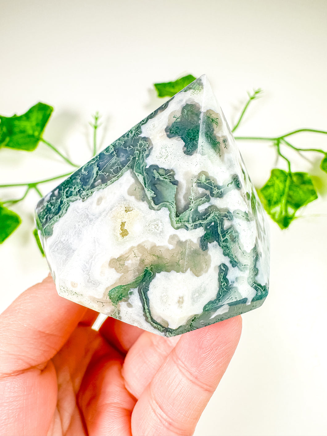 Moss Agate Gem Cut Diamond (48J)