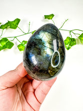 Load image into Gallery viewer, Labradorite Egg (30K)
