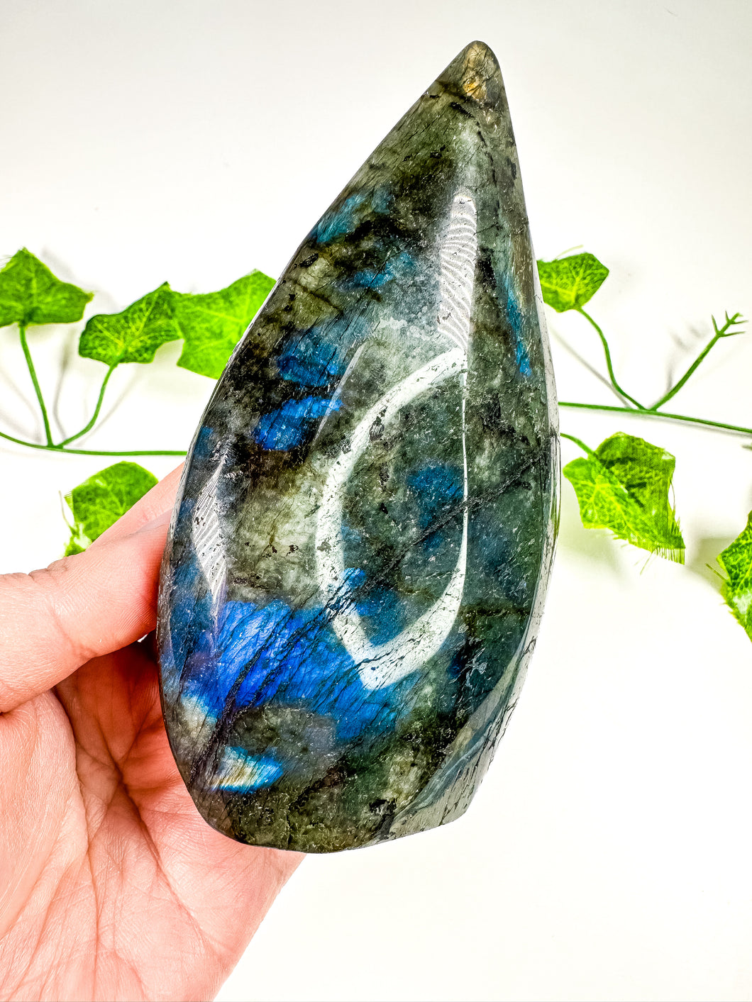 Labradorite Flame (56K)