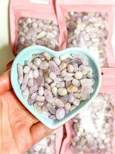 Load image into Gallery viewer, Kunzite Crystal Chip Bag
