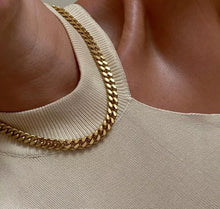 Load image into Gallery viewer, Infinity Chain Necklace | Fine Jewelry
