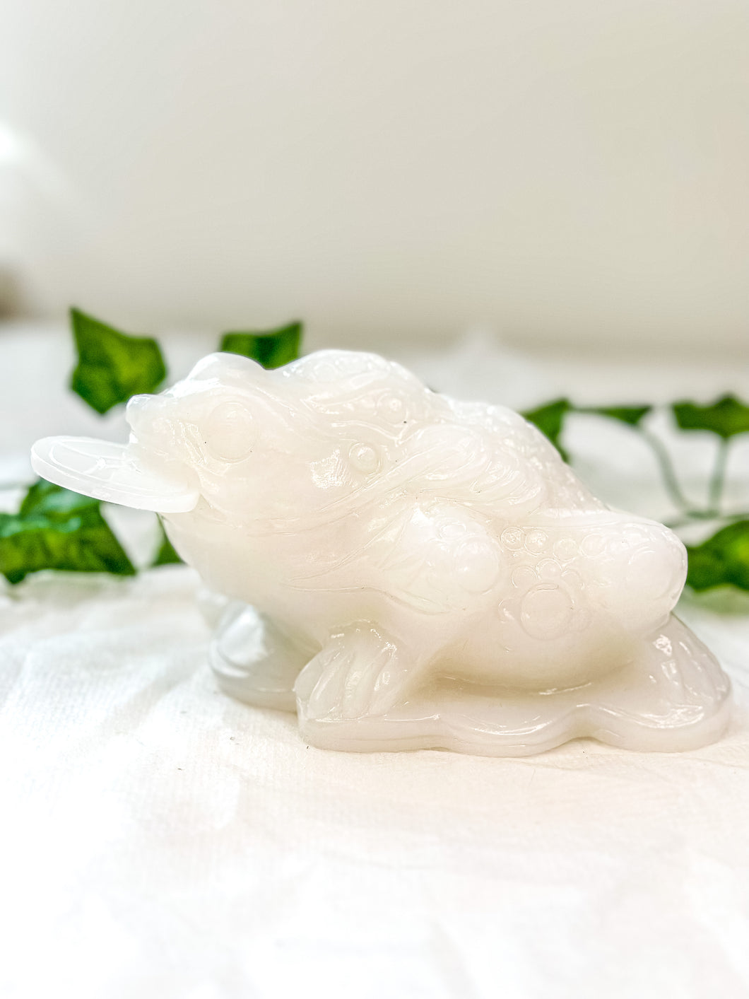 White Jade Statement Money Toad