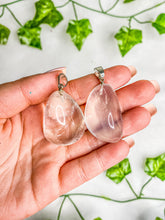 Load image into Gallery viewer, Clear Quartz Pendant
