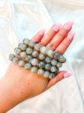 Load image into Gallery viewer, Labradorite Bracelet
